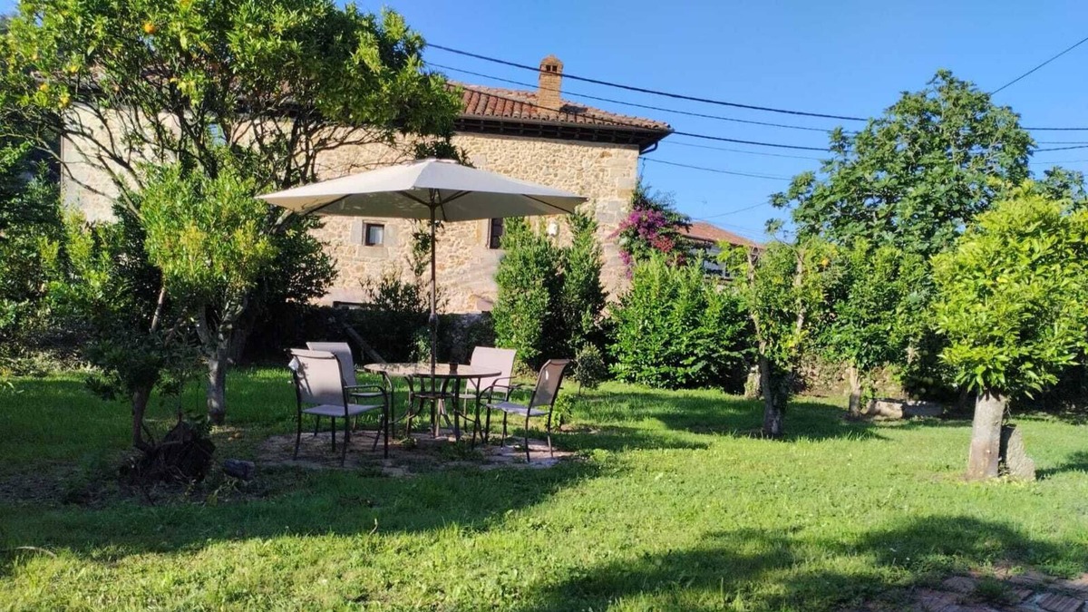 Novales Cottage | Casona Histórica S.xvii en Novales, Cerca de Santillana del mar