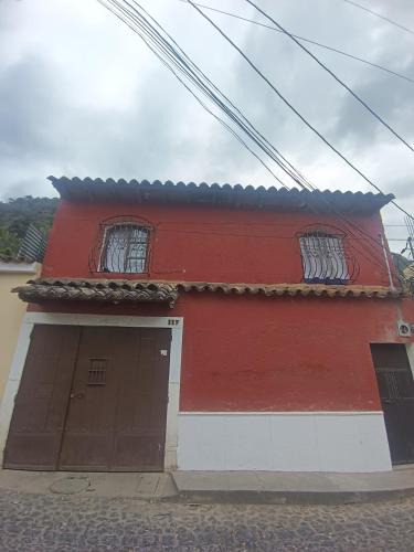 Santa Ana Bed & Breakfast | Castillo De Los Gigantes