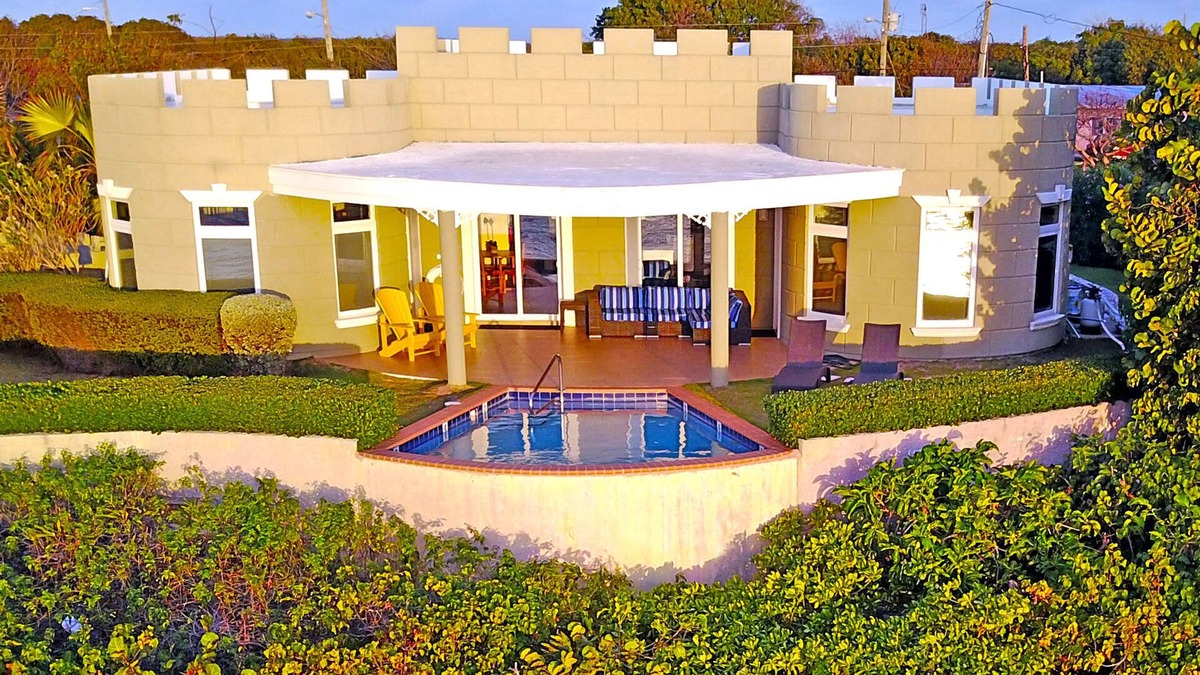 Gun Bay House | Castle Guesthouse: Cozy Guest Cottage w/Private Pool and Deck with Ocean Views!