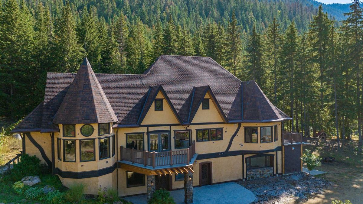Silverton House | Castle in the Mountains! Private country mansion for events, retreats, weddings!