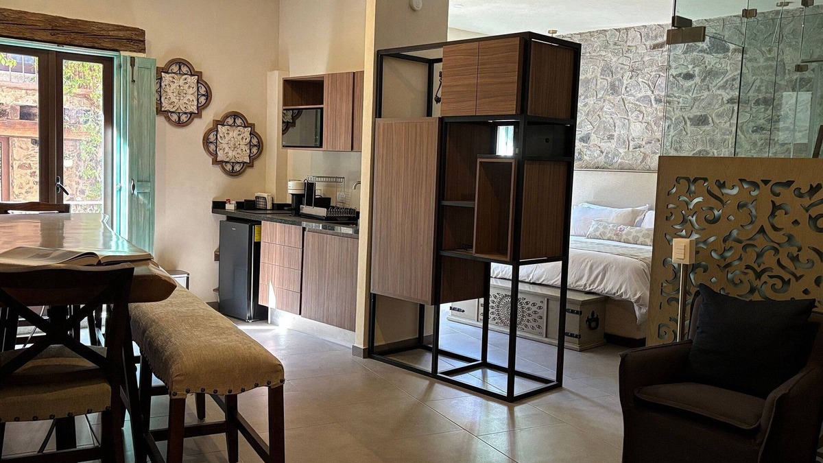 Santeagueda Apartment | Castle of Carlo – Charlemagne II Apartment