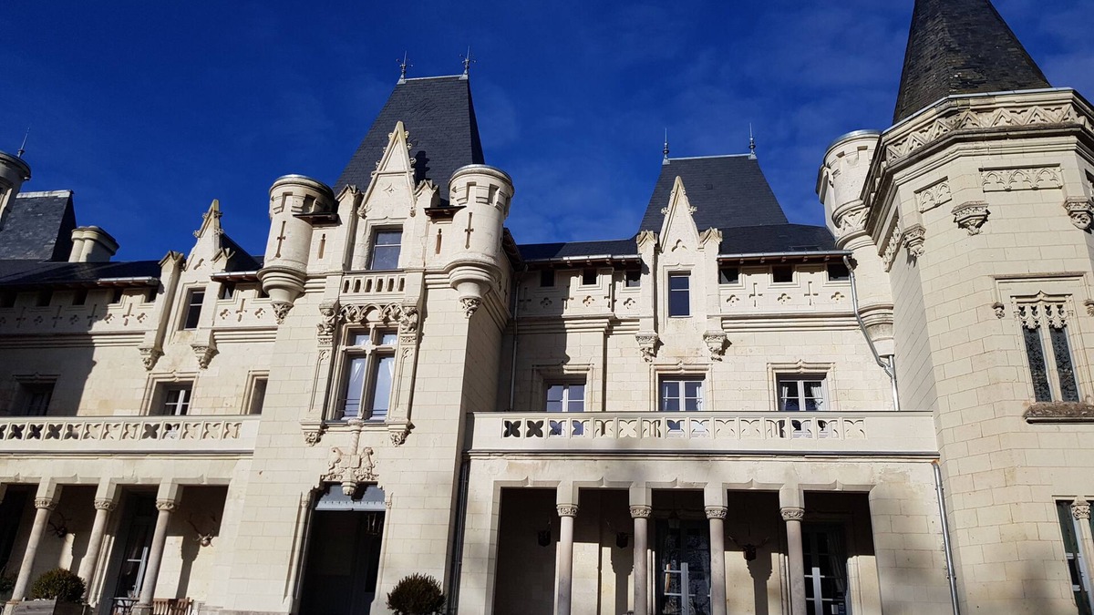 Neuille House | Castle room for 2 people
