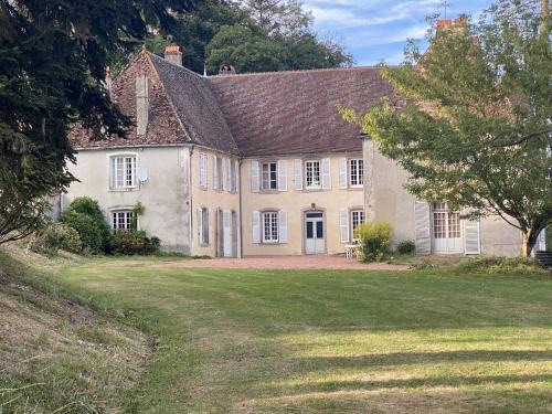 Chiddes House | Castle To Find Yourself