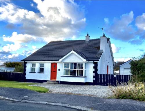 Castlerock House | Castleshaw Holiday Home