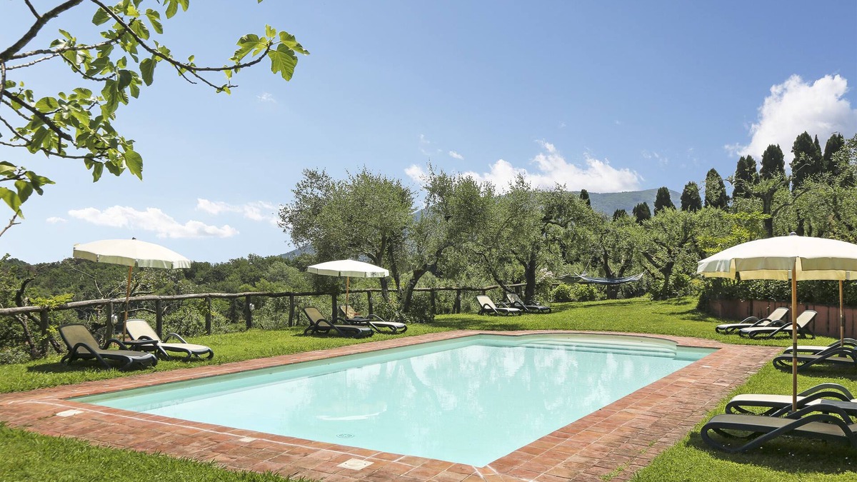 Vicopelago House | Castor & Pollux House in a splendid estate with a pool on the hills of Lucca