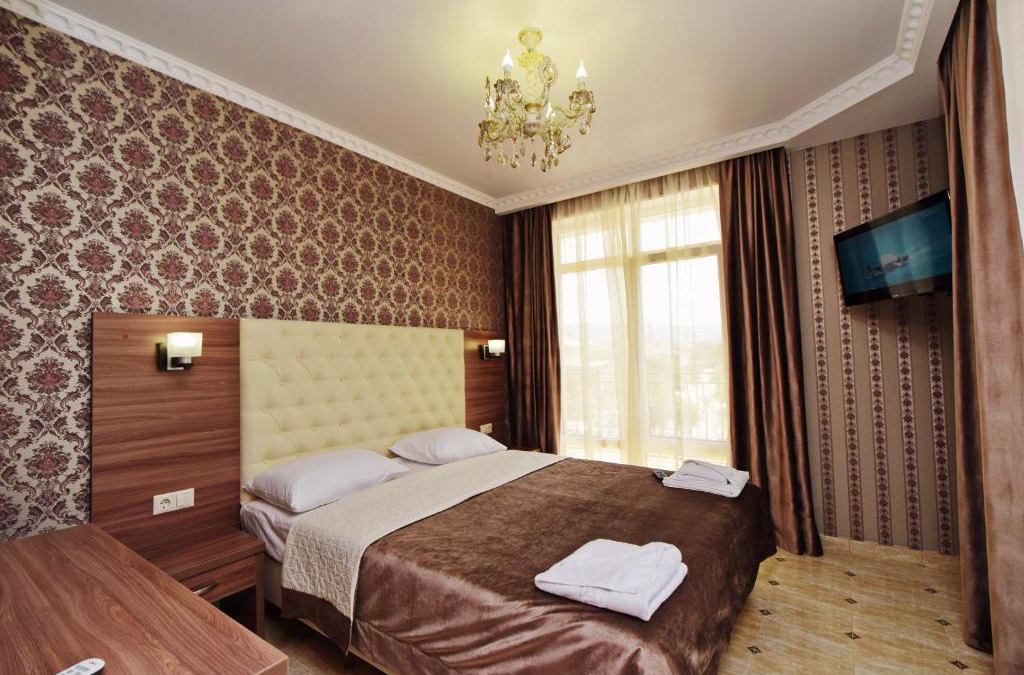 Kabardinka Hotel | CASTRO PALACE