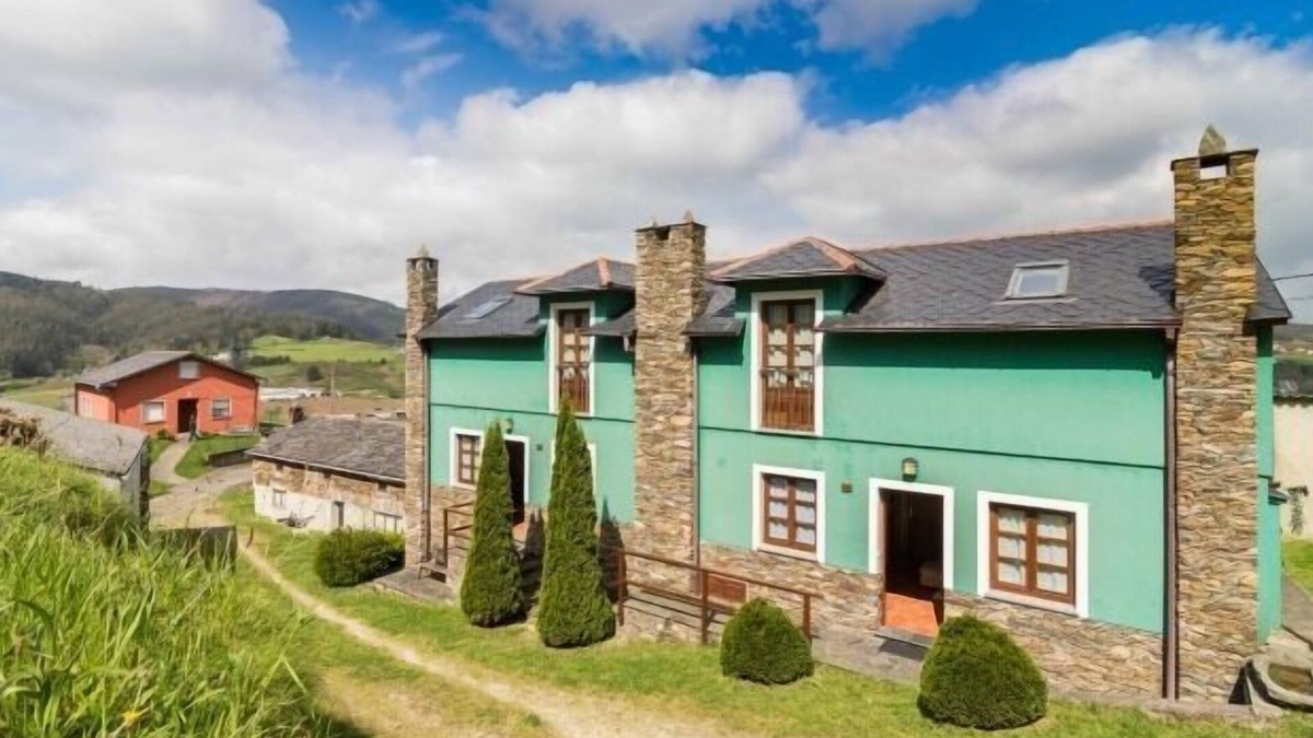 Tapia de Casariego Cottage | Castrovaselle apartments for 5 people