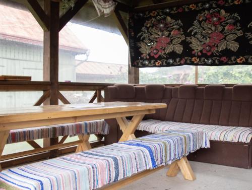 Volovat House | Casuta bunicilor