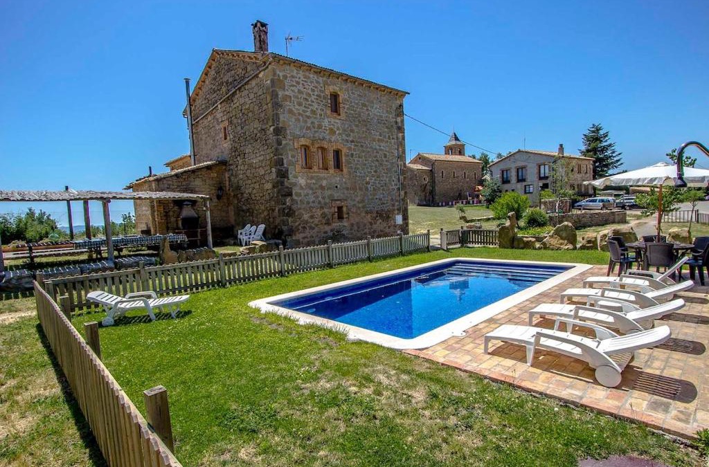 Llobera Villa | Catalunya Casas Rustic Catalan countryside villa with private pool!