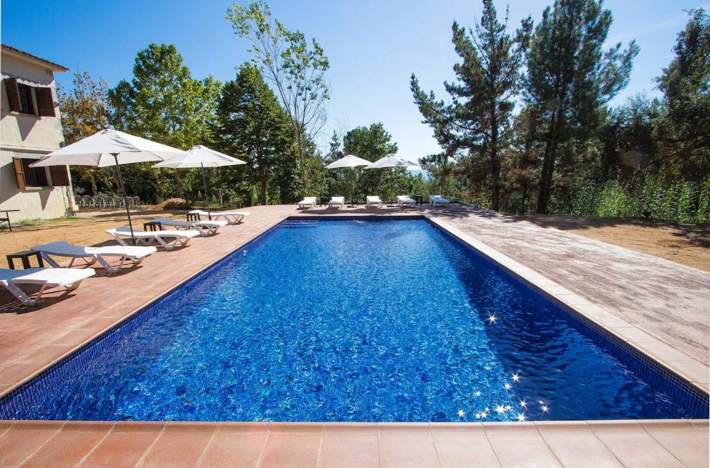 Riells i Viabrea Villa | Catalunya Casas: Spacious Villa Vera up to 24 guests, a short drive to Blanes!
