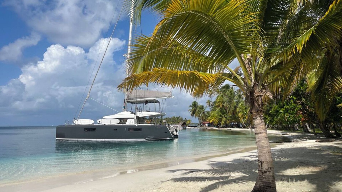 El Porvenir Boat Rental | CATAMARAN LAGOON 52 FLY LUXURY 5 STARS IN SAN BLAS ALL INCLUSIVE