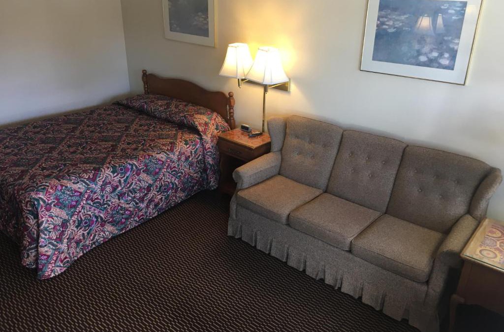 Bennington Hotel | Catamount Motel