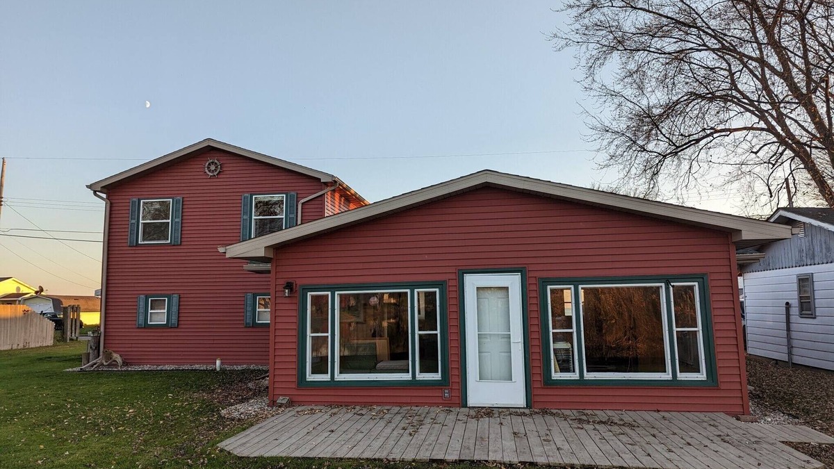 Standish Township Cabin | Catch on the Canal - Waterfront Getaway Near Casino, Dining & Entertainment