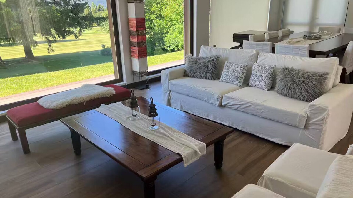 Villa Los Coihues House | Category House Arelauquen Golf