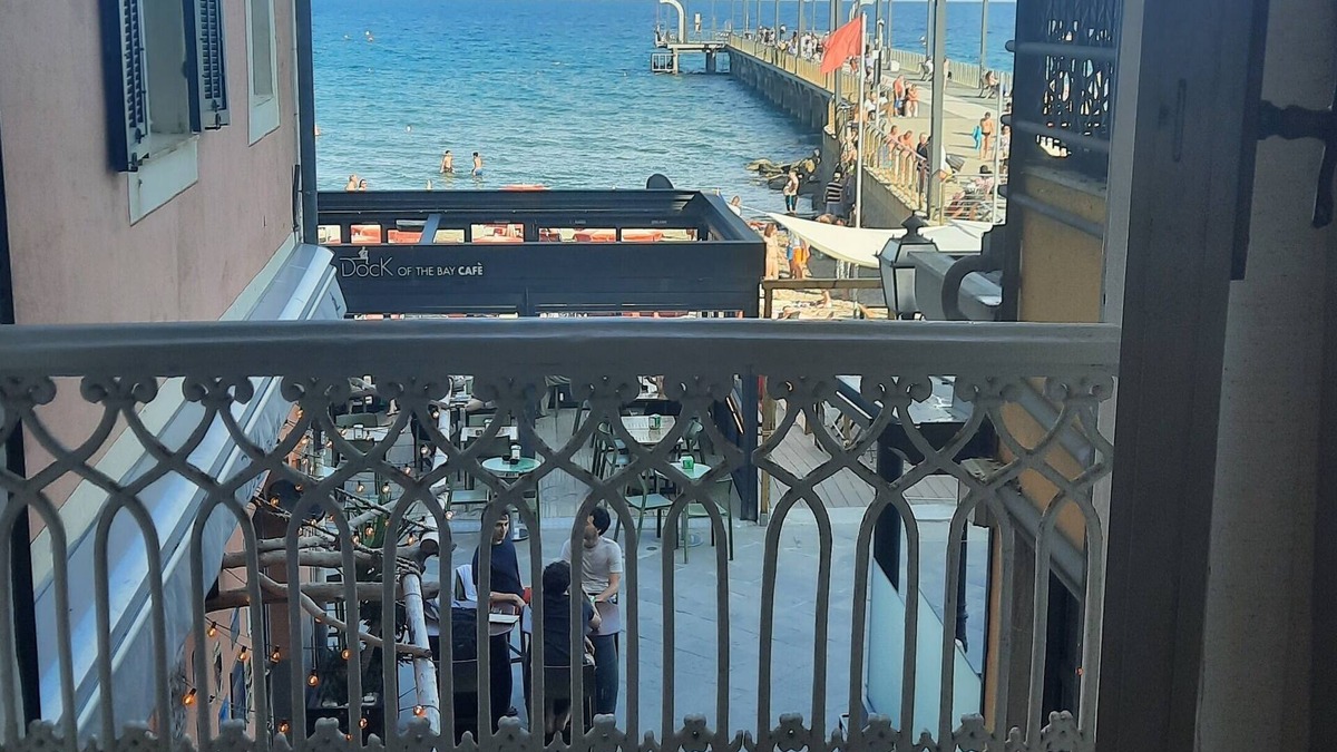 Alassio Apartment | Catherine's house 10 meters from the pier in Alassio IT009001C2DYKJ92UY