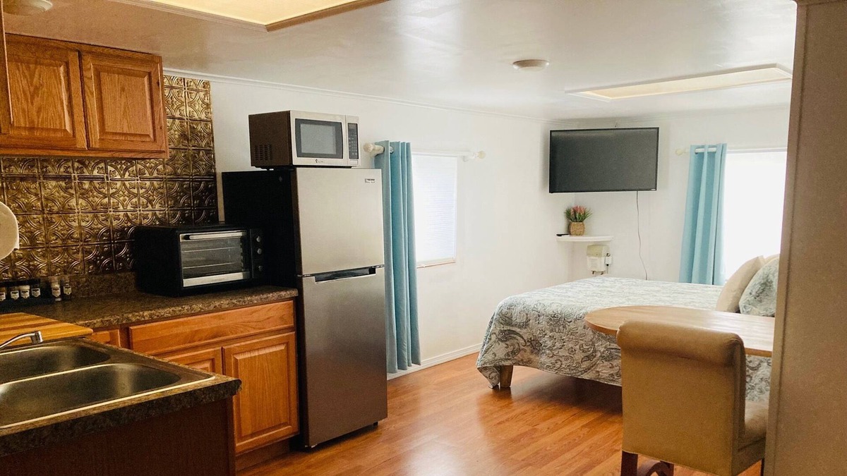 Denver Apartment | Catskill Mountain Studio on estate with stunning views