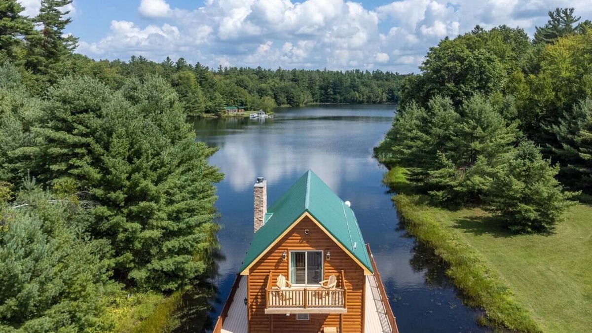 West Oneonta Cabin | Catskills Over Water Bungalow on Lake Albanese!