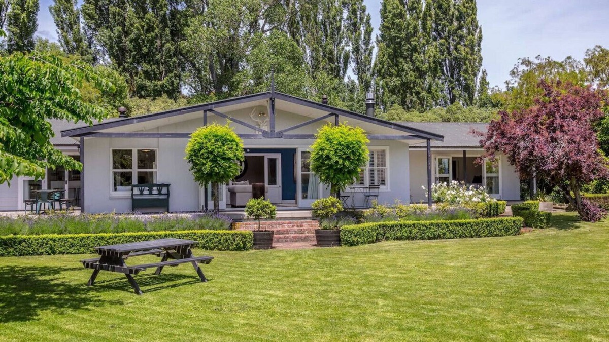 Dyerville House | Cattlestop, Martinborough