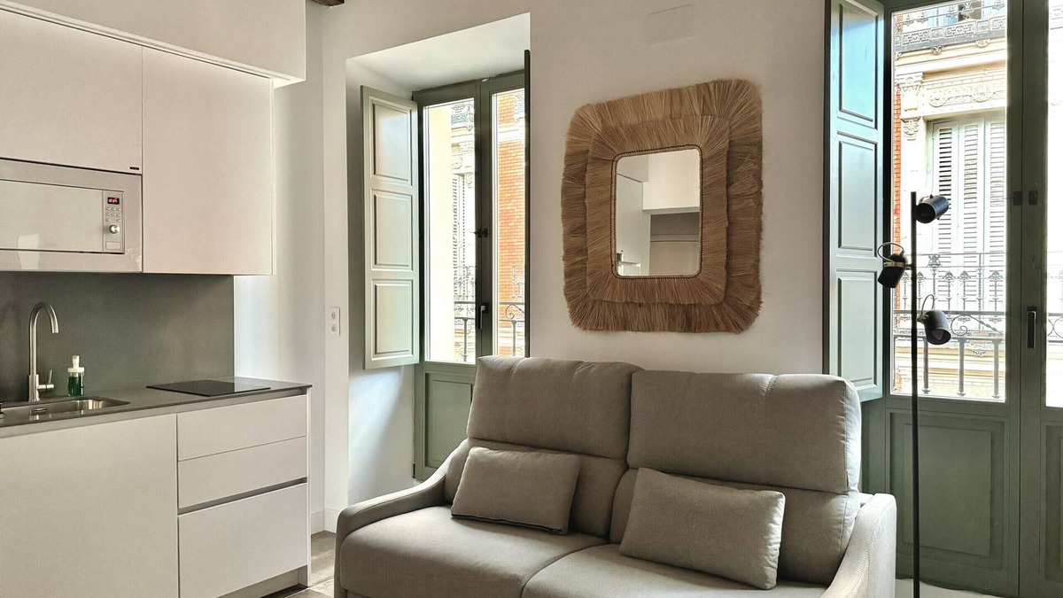 Barrio de La Latina Apartment | CavaBajaSuites 303 PARQUE DEL RETIRO
