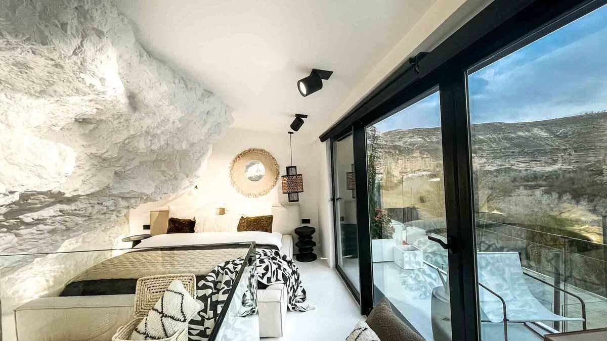 Jorquera Apartment | Cave Suite KAHF (Lomas de Ruvira cave hotel)