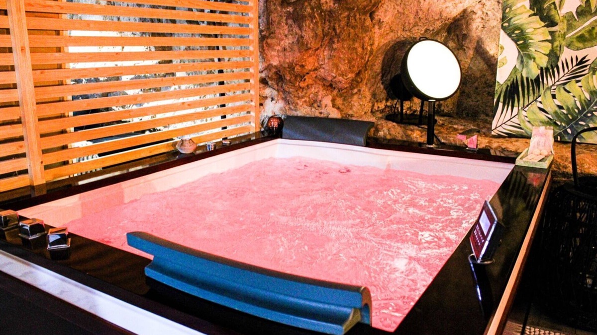 Jorquera Apartment | Cave Suite MAGARA (Lomas de Ruvira cave hotel)