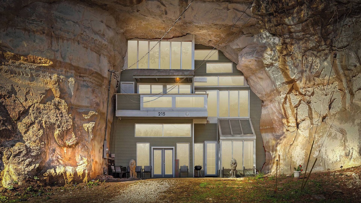 Festus House | Caveland USA – Unique Cave Retreat & DIY Flex Space