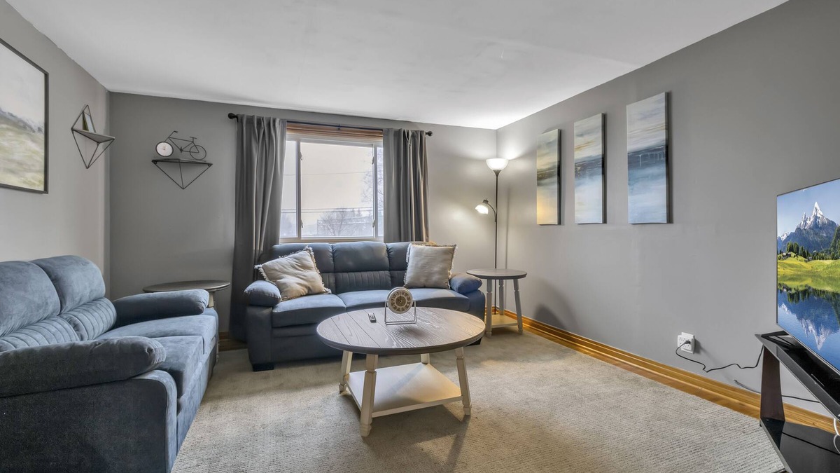 Cheektowaga Apartment | Cayuga Creek Space