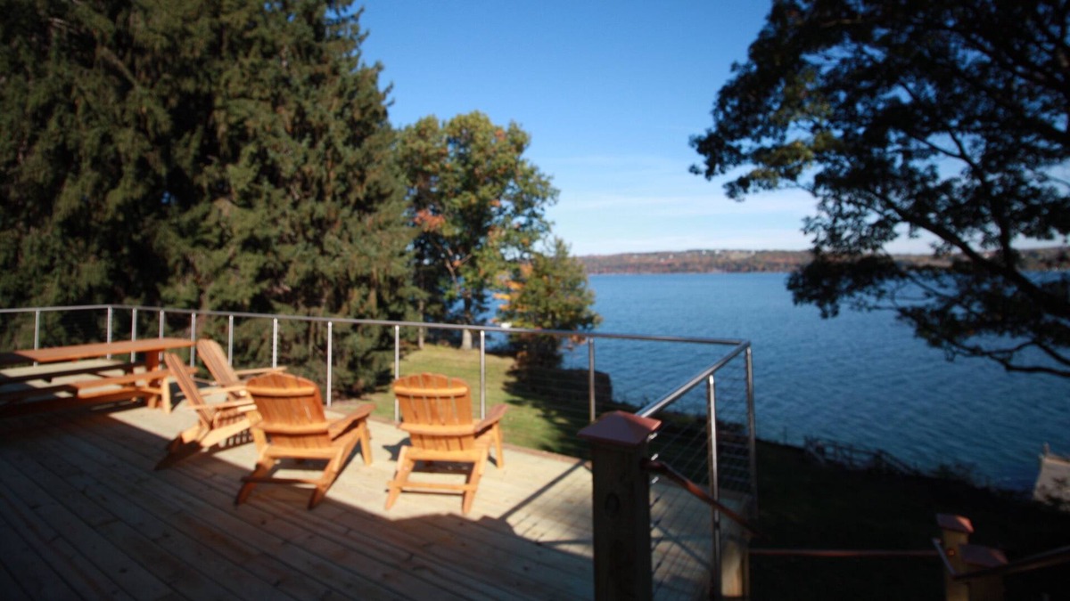 Ithaca House | Cayuga Lake /Family/ Alumni Reunions, Cornell Graduation in Ithaca, NY