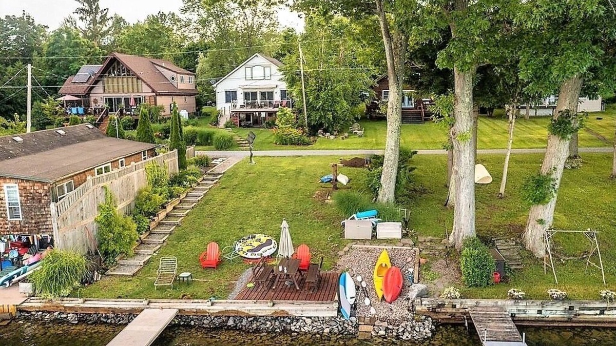 Cazenovia House | Cazenovia Lake Waterfront Home with Boat Dock and Power Boat Option