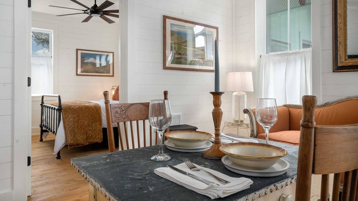 Driftwood Cabin | Cedar Break - Cabin E