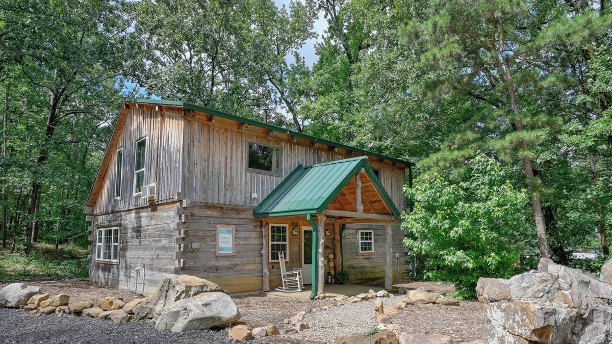 Boles Cabin | Cedar Cabin