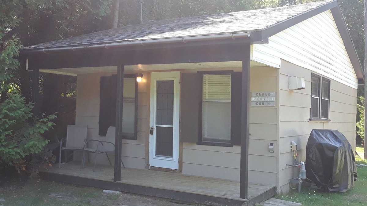 Sauble Beach Cottage | Cedar Cove Cabin Steps to Sauble Beach