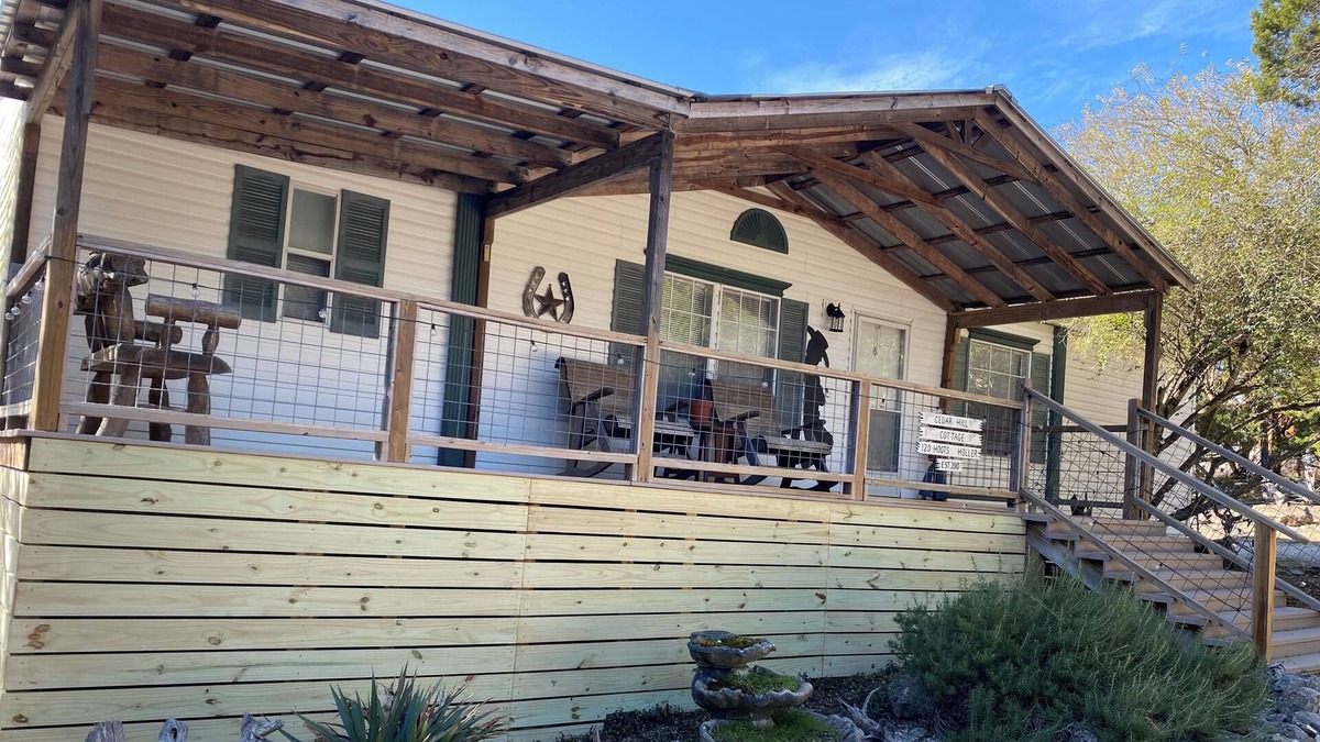 Wimberley Cottage | Cedar Hill Cottage-Peaceful Get Away in the Hill Country w/Hot Tub on 3.5 acres