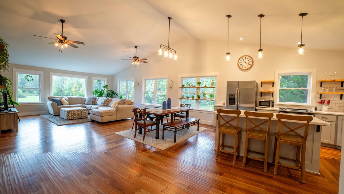 Bellville House | Cedar House at The Meadowood
