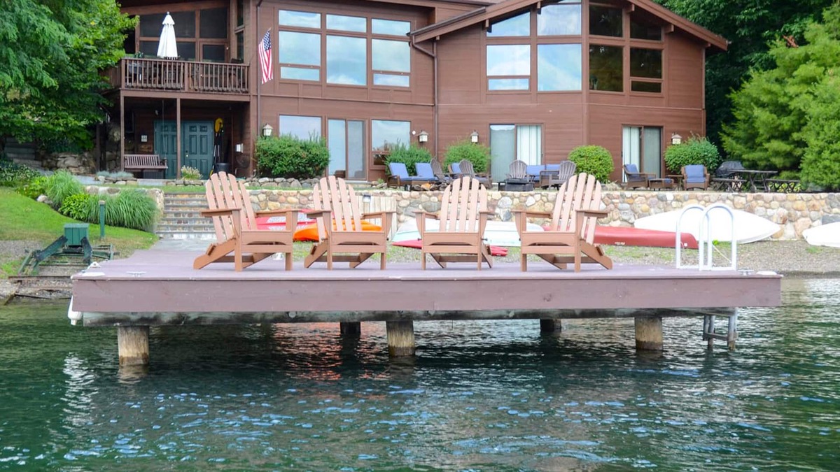 Town of Jerusalem Cottage | Cedar Lodge: Exquisite Timberframe on Keuka Lake