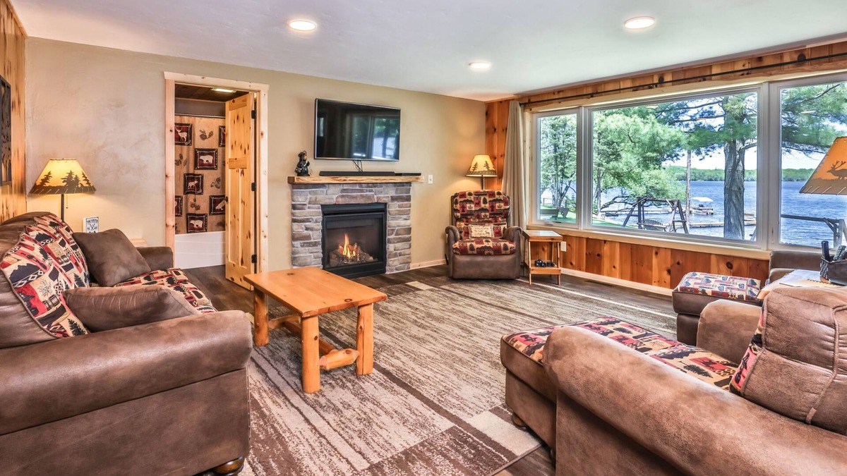 St Germain Cottage | Cedar Lodge: Lakefront Cabin - Wi-Fi, Free Firewood, Generator, No Cleaning Fee!