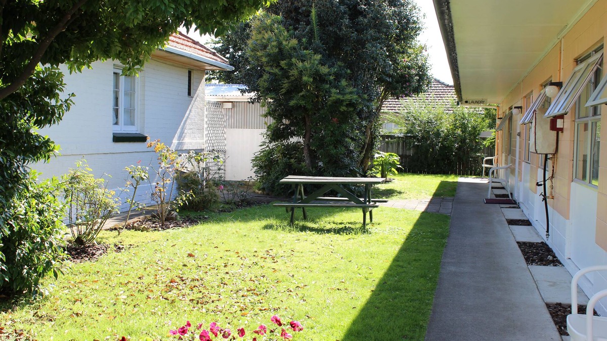 Hamilton North Hotel | Cedar Lodge Motel Hamilton