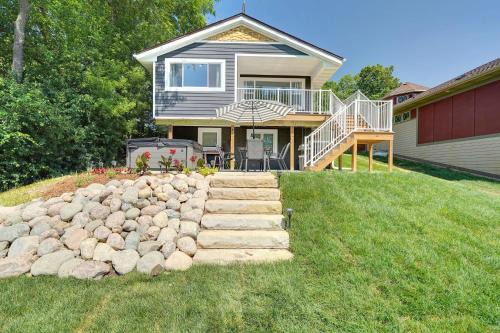 Tichigan Villa | Cedar Point Retreat