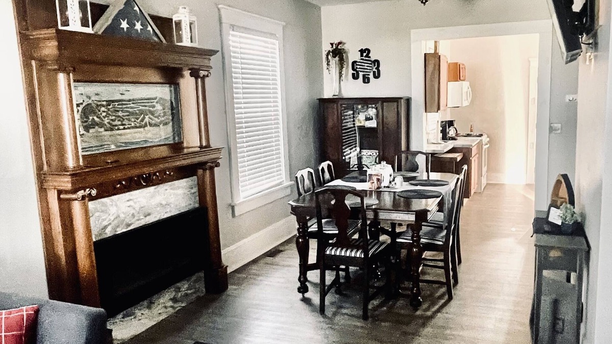 Sandusky House | Cedar Point - Sandusky Themed House
