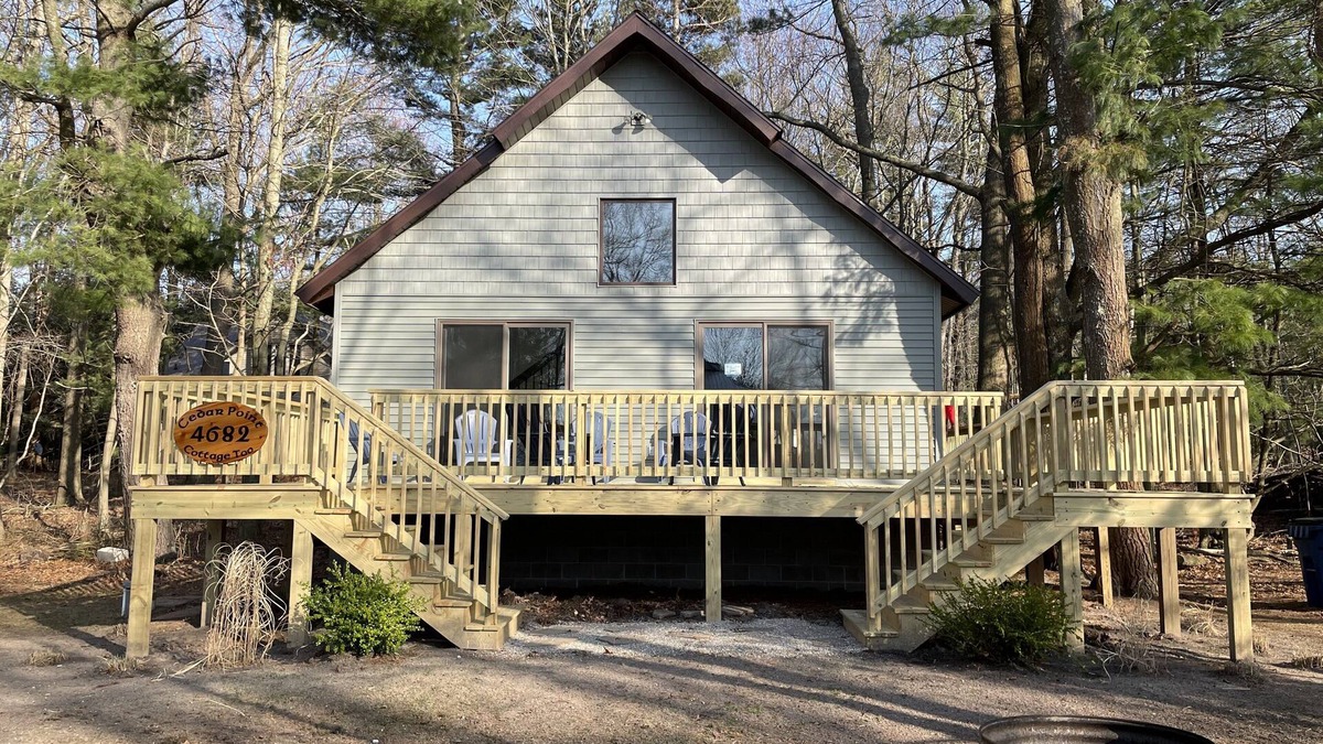 Mears Cottage | Cedar Point Too- Lake Michigan