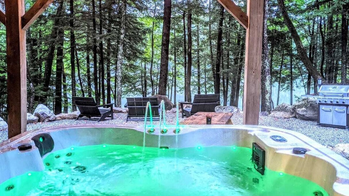 Norway Ski Chalet | Cedar🏡 Waterfront💦 Hot tub🔥 Pool🎱 Privacy 🕵️