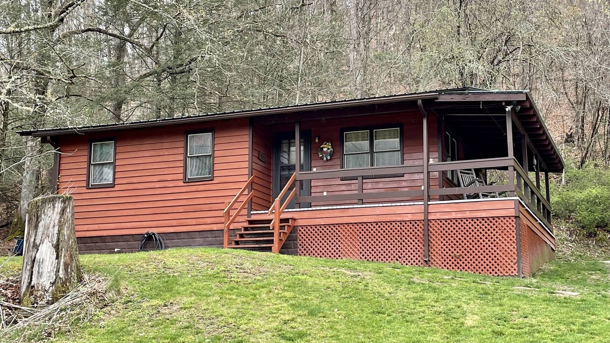 North Fork Cabin | Cedarwood Cabin