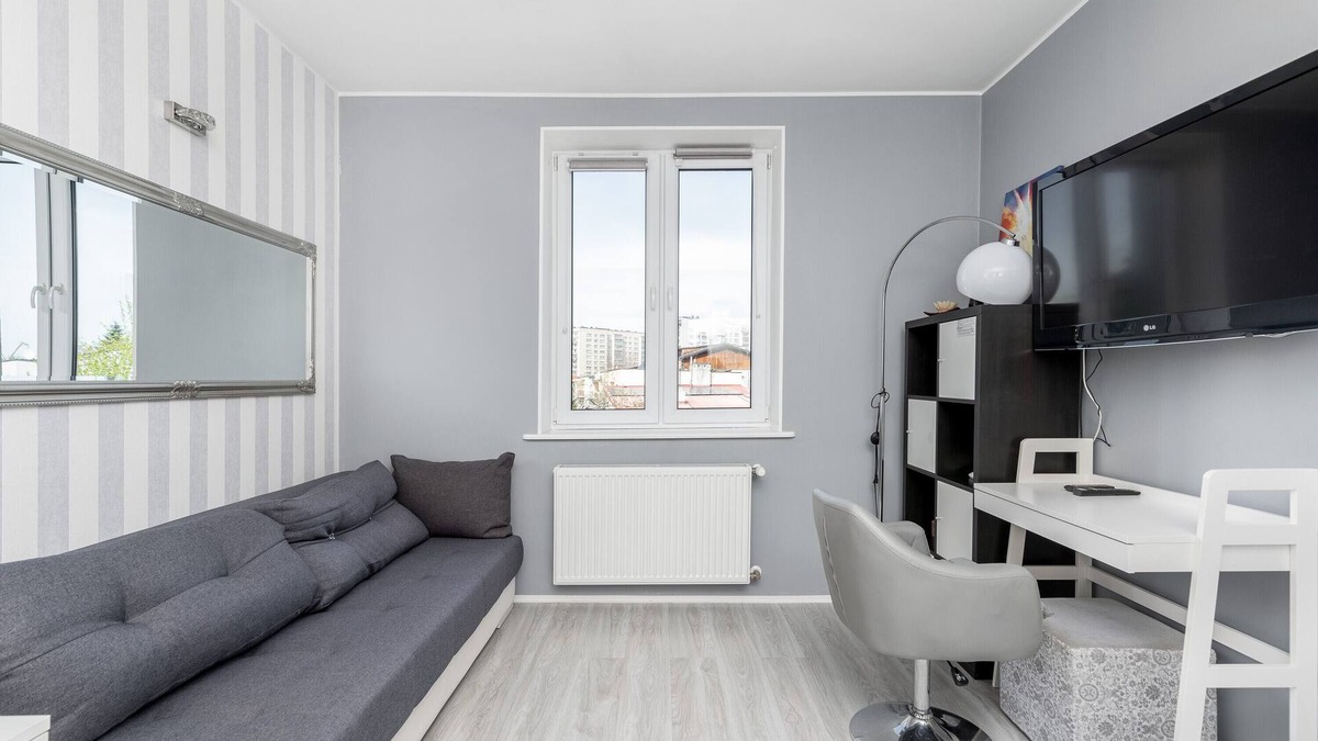 Lagiewniki Apartment | Cegielniana Grey Studio