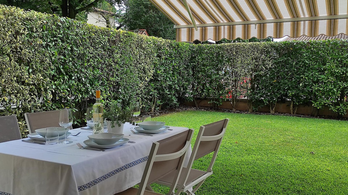 Rivoltella House | Cele's House - a Stone's Throw From the Lake!