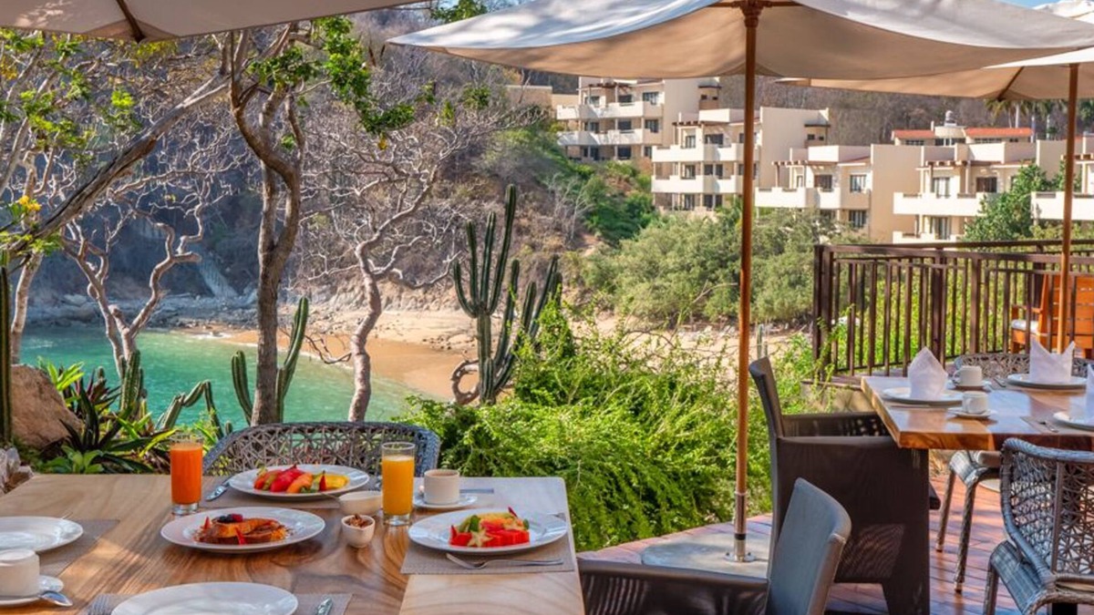 Santa Maria Huatulco Resort | Celeste Beach Residences Huatulco Curamoria Collection
