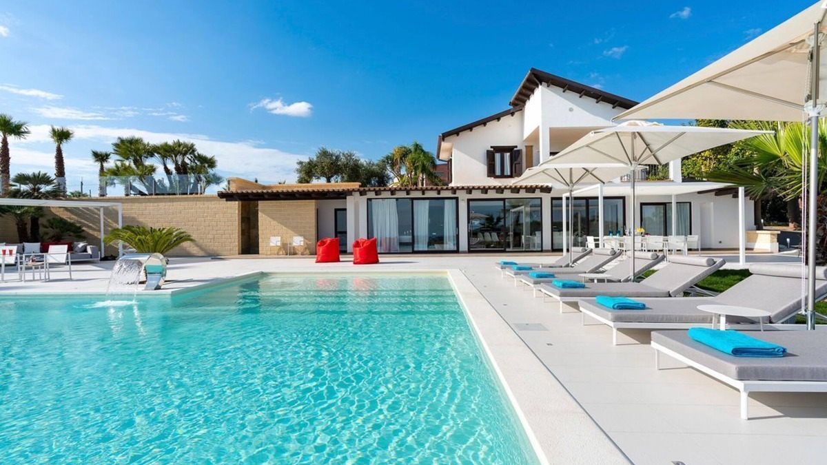 Ribera Villa | Cella Mimavi - Three Bedroom Villa, Sleeps 6
