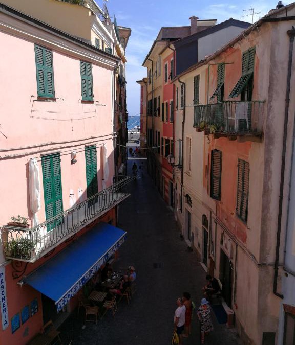 Celle Ligure Apartment | Celle mare con posto auto coperto