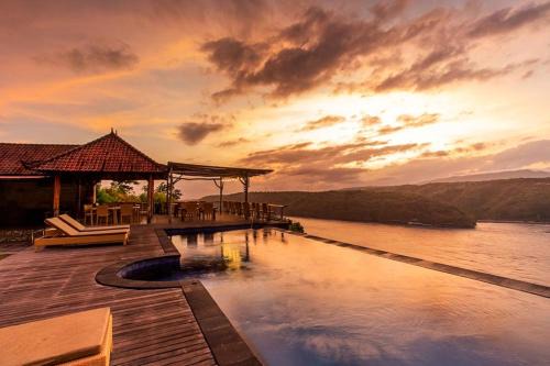 Ceningan Island House | Ceningan Cliff Cottages