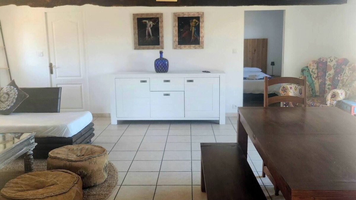 Maisonnais House | Centaur House