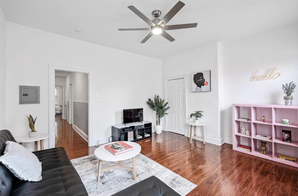 Point Breeze Apartment | Center City South-Scandinavian Style 1BR by ACT